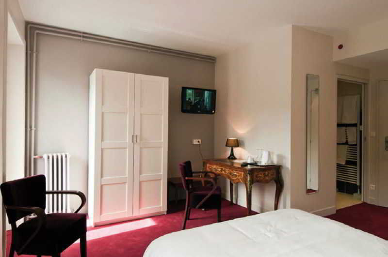 Hotel Bristol 3*